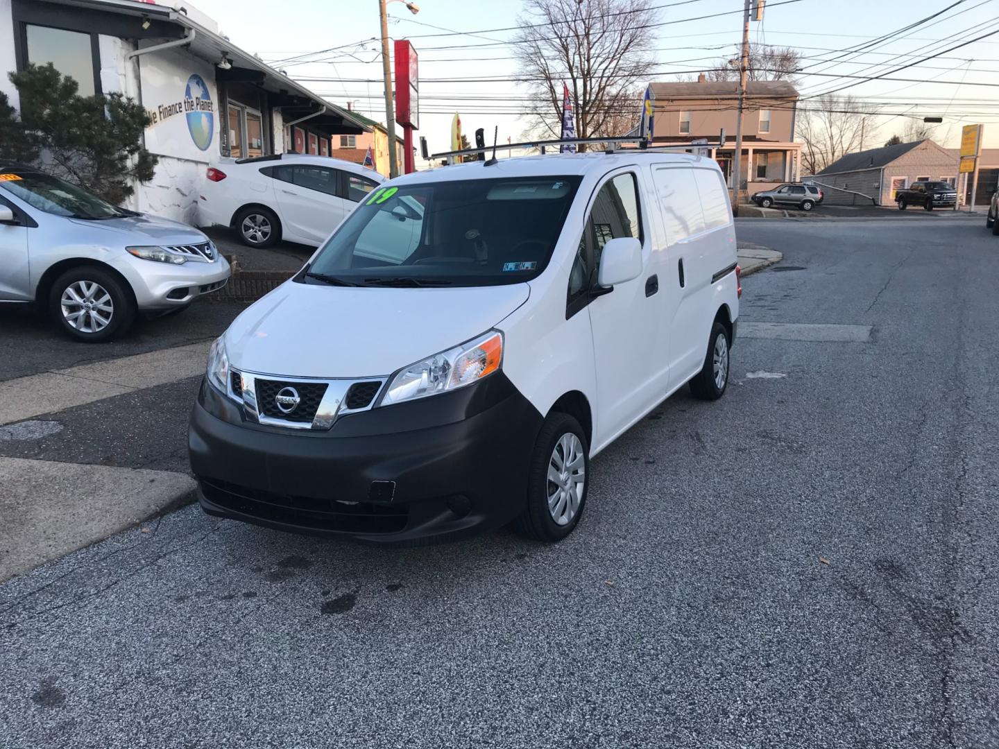 2019 White /Gray Nissan NV200 SV (3N6CM0KN1KK) with an V4 engine, Automatic transmission, located at 577 Chester Pike, Prospect Park, PA, 19076, (610) 237-1015, 39.886154, -75.302338 - Photo#2